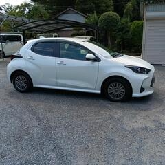 トヨタヤリスハイブリッド　美車の画像