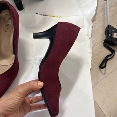 女性用パンプスの画像