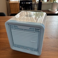 🌈未使用品🌈卓上冷風扇　扇風機の画像