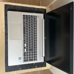 ノートパソコンの画像