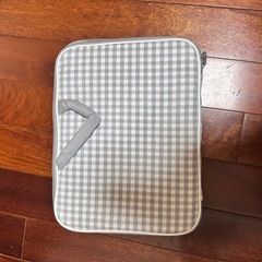 タブレット　PCケースの画像