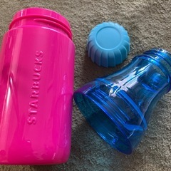 新品未使用　スターバックス　水筒　ボトル２個の画像