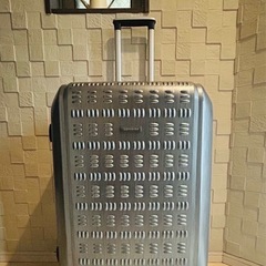 大型スーツケース キャリーケース大容量 耐衝撃　拡張機能付 の画像