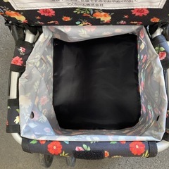 シルバー手押し車の画像