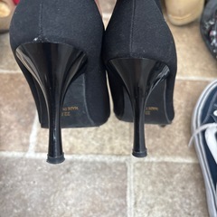 女性用パンプスの画像