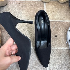 女性用パンプスの画像