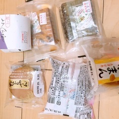 お菓子まとめてすぐ取りに来れる方の画像