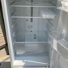 【RKGRE-556】特価！Panasonic/168L 2ドア冷凍冷蔵庫/NR-B178W-W/中古品/2021年製/当社より近隣無料配達！の画像