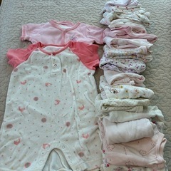 ベビー用品女の子60〜70cm ミキハウス、ジェラートピケ、GAP他 （スタイ・肌着・靴下・帽子・洋服）の画像