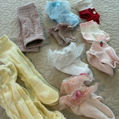 ベビー用品女の子60〜70cm ミキハウス、ジェラートピケ、GAP他 （スタイ・肌着・靴下・帽子・洋服）の画像