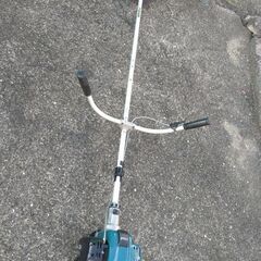 マキタ草苅機 4サイクル ガソリン 調子いいょの画像