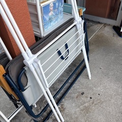 【物干し】クリーニング済み【管理番号12608】町の画像