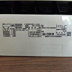 TOSHIBA　2018年製    2.2K    エアコン   標準取付工事込みの画像