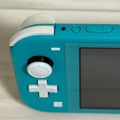 SwitchLite(ターコイズブルー)ケース付きの画像