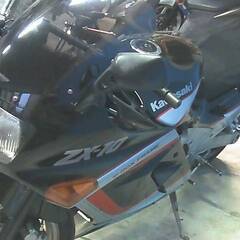 KAWASAKI ZX-10 黒/銀 エンジン始動確認 車検取得で乗れます 半額配送キャンペーン 期間限定 現状渡し諸経費￥0- 横浜 P-Yard の画像