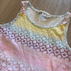 H&M 袖なしワンピの画像