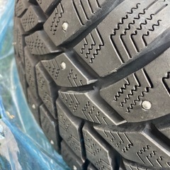 スパイクタイヤの画像