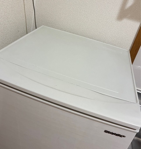 SHARP 冷蔵庫 137L SJ-D14E 中古品 楽天市場】【中古】シャープ 137L 冷凍冷蔵庫 SJ-D14E-W 2019年