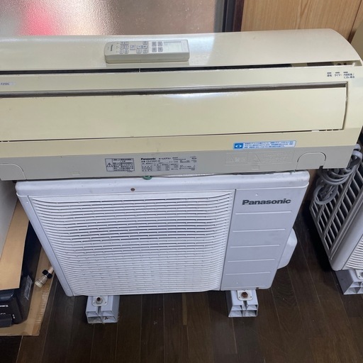 パナソニックエアコン。