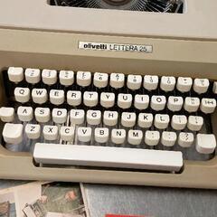 0826-049 タイプライター olivetti LETTERA25　箱ありの画像