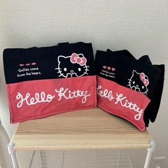 ハローキティ　キャンパスバッグ　2点の画像