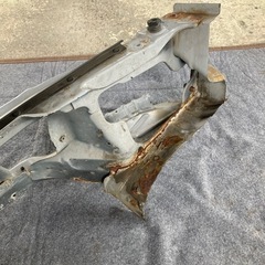 JB23 スズキ ジムニー コアサポート 4型外しの画像