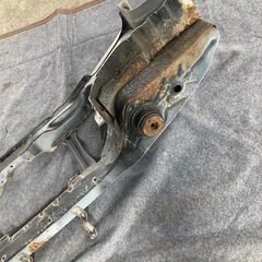 JB23 スズキ ジムニー コアサポート 4型外しの画像