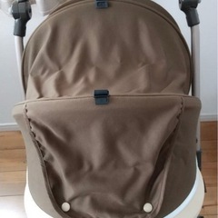 combi ベビーカーの画像