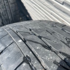 ハイエース　タイヤの画像