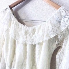 【受付中‼️】&F★オフショル 長袖  カットソー★レース Mサイズ★いつでもお渡し可能です⭕️  の画像