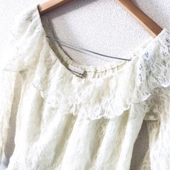 【受付中‼️】&F★オフショル 長袖  カットソー★レース Mサイズ★いつでもお渡し可能です⭕️  の画像