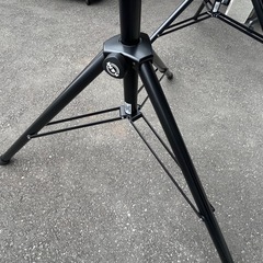 K&M (ケーアンドエム) スピーカースタンド 21300 2本セット 高さ調整用ハンドル付属 パイプ35mm対応 KONIG & MEYER 中古品 ③の画像