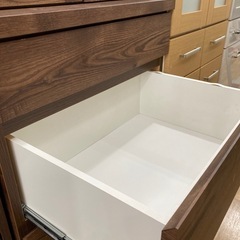 【トレファク高槻店】取りに来られる方限定！2枚扉の食器棚のご紹介です！の画像