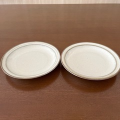 茶碗と平皿　(5つずつ)の画像