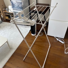 洗濯雑貨　折りたたみ物干しラックの画像