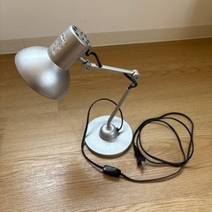 テーブルランプの画像