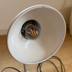 テーブルランプの画像