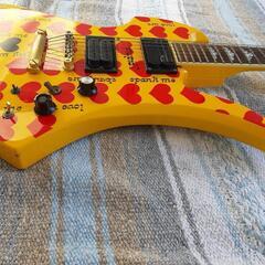 イエローハート　hide MG145Sの画像