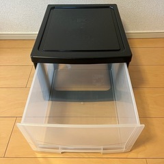 衣装ケースの画像