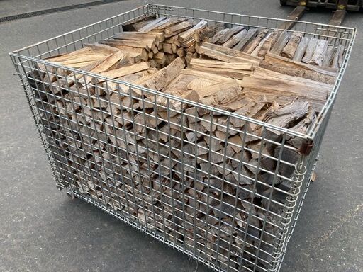 2年乾燥薪。薪ストーブ、薪窯、キャンプ焚き火にお使いください。限定残り3カゴ。