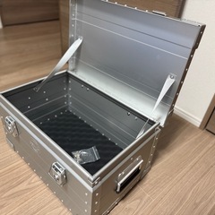 アルミ合金収納ボックスの画像