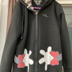 【中古】ミニーマウス　　　Ｌサイズ　パーカーの画像
