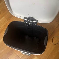 良いゴミ箱の画像