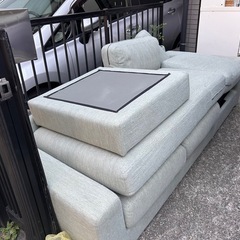 本日限定🔥 ニトリ 3人がけソファ オットマンとヘッドレスト付き ライトグリーン ピスタチオカラーの画像
