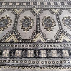 パキスタン絨毯 ウール100％ 手織り63×93㎝ トライバルラグ　19800円の画像