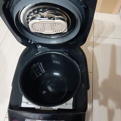 象印圧力IH炊飯ジャー 極め炊き 3合炊き ブラック 炊き分け圧力 炊飯器 NP-RN05の画像