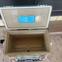 クーラーボックス中型の画像
