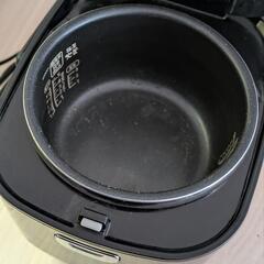 炊飯器の画像