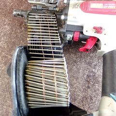 MAX 常圧釘打ち機 CN-565S コイルネイラ エアツール ケース付き 大工道具 簡易動作確認済 マックス 札幌市 屯田店の画像