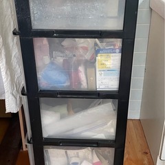 4段引き出し収納の画像